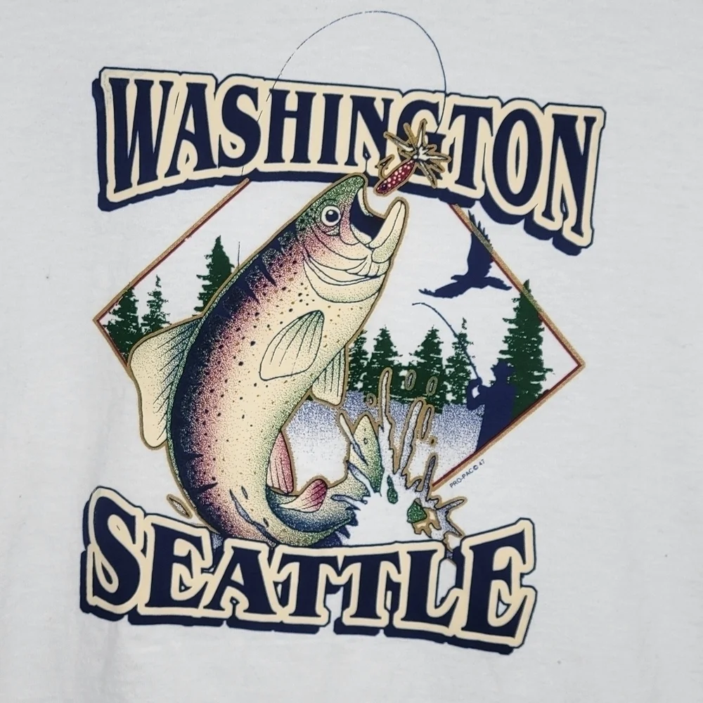 Vintage Y2K Seattle Washington Trout Fishing Tourist Graphic T-Shirt in White XL